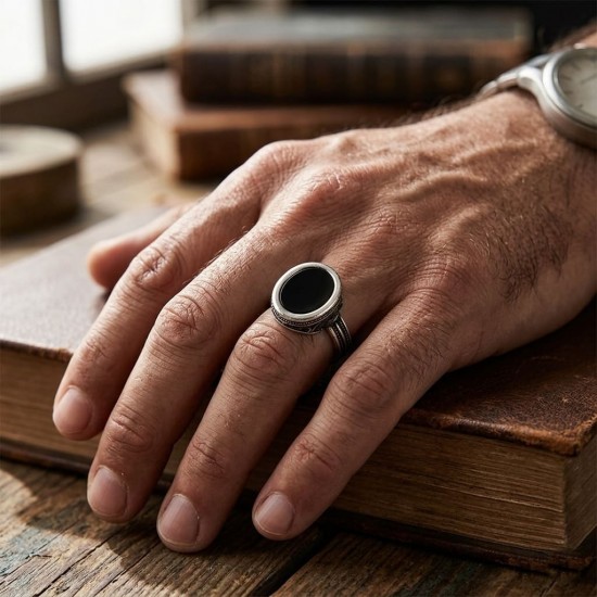 Ανδρικό δαχτυλίδι σφεντόνα από μασίφ ασήμι 925 με όνυχα πέτρα - Κωδικός SR103