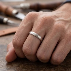 Ανδρικό δαχτυλίδι βέρα σφυρήλατη από μασίφ ασήμι 925 