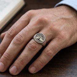 Ανδρικό δαχτυλίδι από μασίφ ασήμι 925 με δένδρο της ζωής χαραγμένο με laser