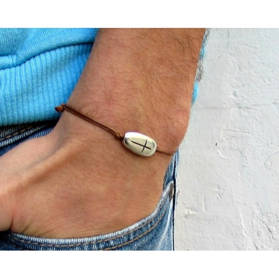 Σταυρός βραχιόλι από κερωμένο κορδόνι 