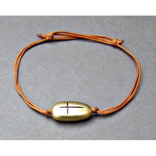 Σταυρός βραχιόλι από κερωμένο κορδόνι 