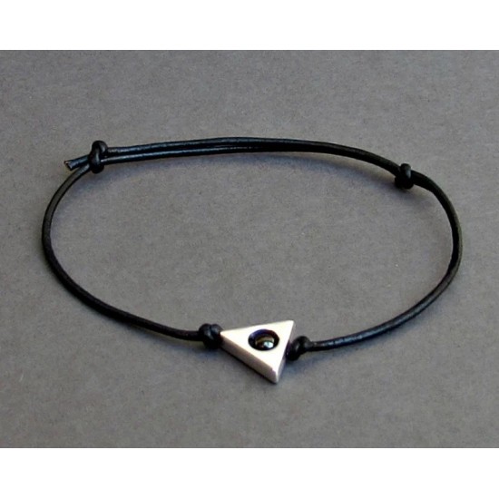 Βραχιόλι  κορδόνι minimalist triangle με γνήσιο δέρμα