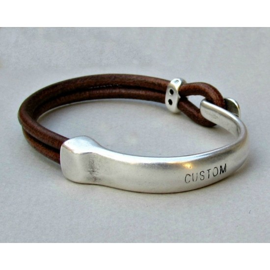 Ανδρικό βραχιόλι χειροπέδα με χά΄ραξη