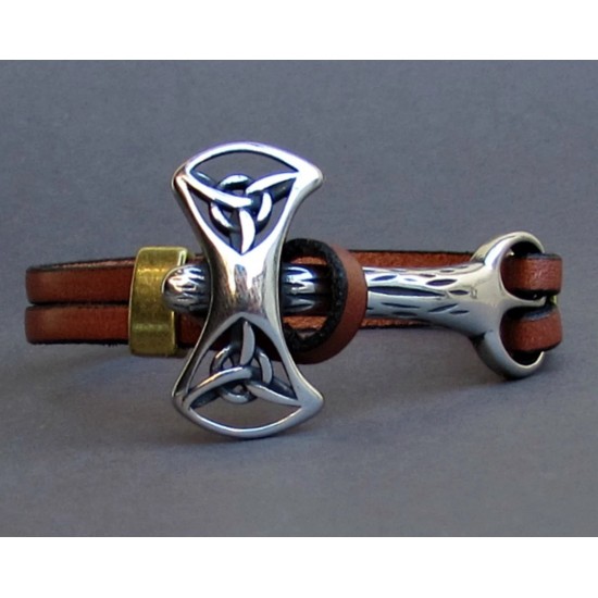 Ανδρικό δερμάτινο βραχιόλι με μοτίφ από ατσάλι (κέλτικο )