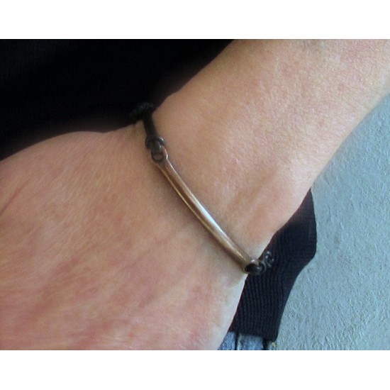 Δερμάτινο βραχιόλι unisex με μπαρίτσα 