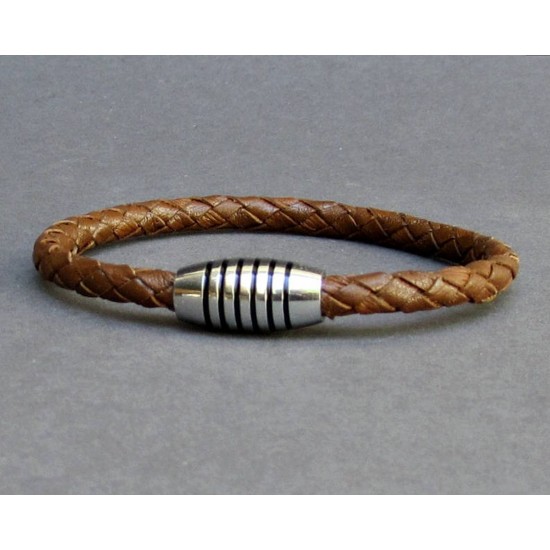Ανδρικό δερμάτινο βραχιόλι με πλεκτό δέρμα και ατσάλινο μαγνήτη