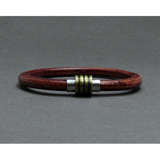 Βραχιόλι από δέρμα και δίχρωμο ατσάλινο μοτίφ - κούμπωμα