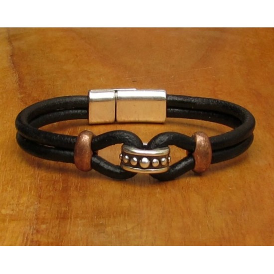 Men's bracelet cuff  with magnetic clasp