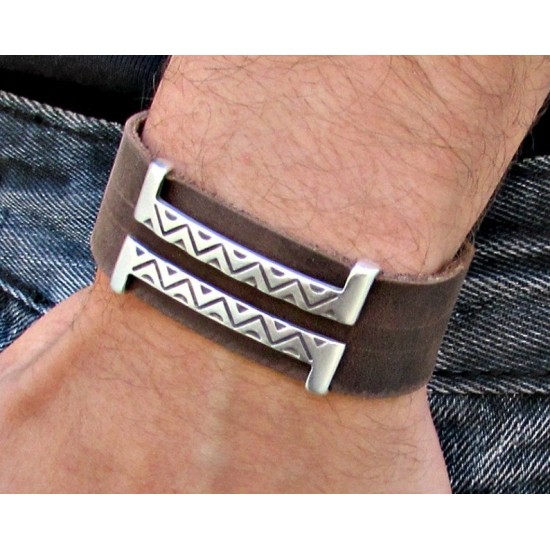 Αντρικό δερμάτινο βραχιόλι με μαγνητικό κούμπωμα