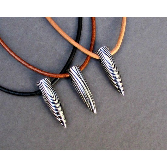 Ανδρικό μενταγιόν σφαίρα με δερμάτινο κορδόνι