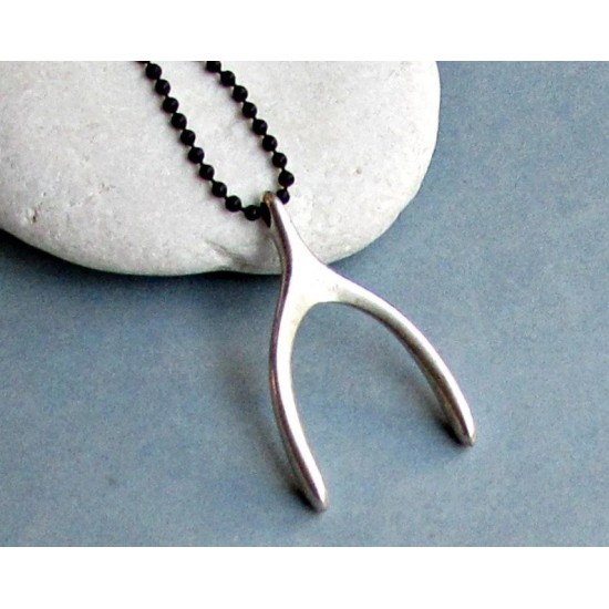 Ανδρικό μενταγιόν wishbone