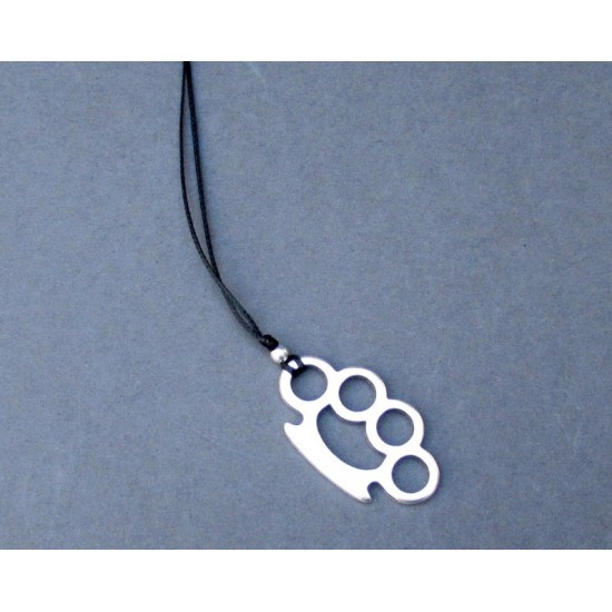 Ανδρικό μενταγιόν σιδερογροθιά