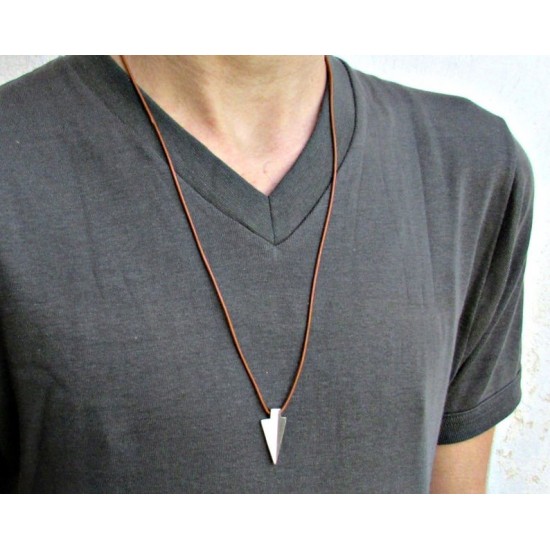 Ανδρικό κολιέ λόγχη