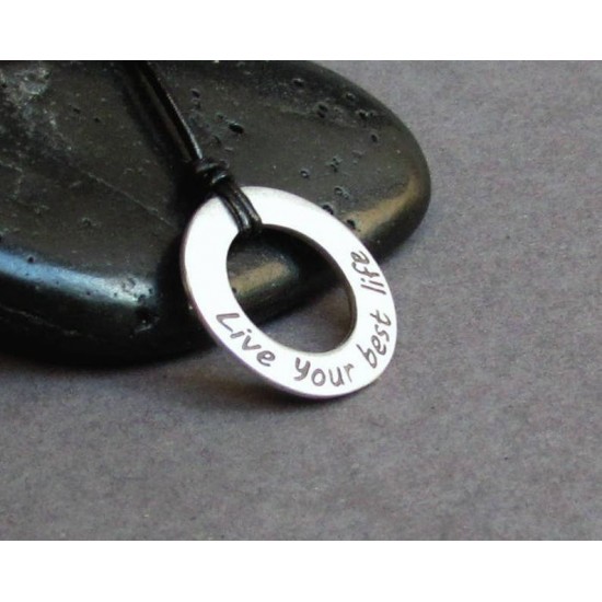 Ανδρικό  μενταγιόν Quate