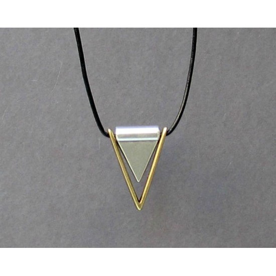 Ανδρικό μενταγιόν τρίγωνο μπρούντζο χαλκό