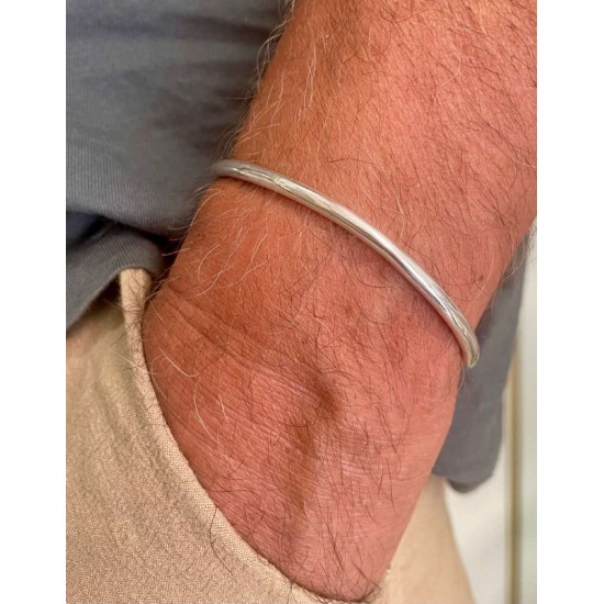Βραχιόλι χειροπέδα από μασίφ ασήμι 925